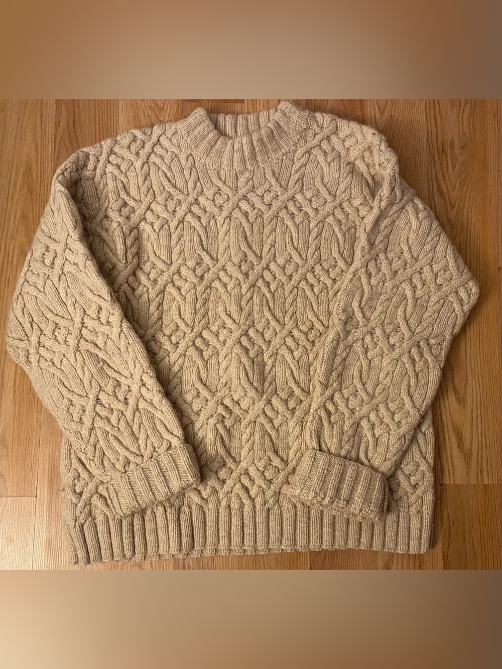Vintage J. Crew Men's Wool  Sweater in Beige
